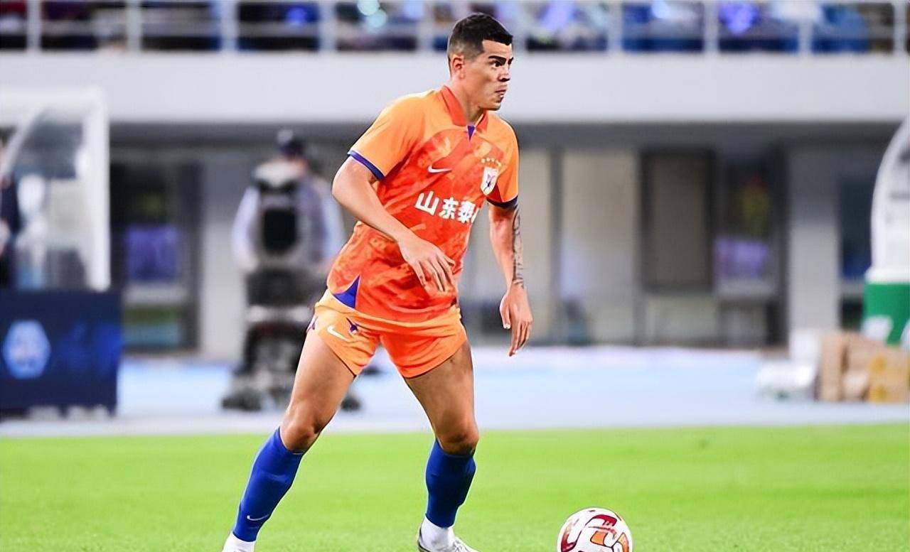 关键时刻体能课后，山东泰山完成体检备战葡超，态度坚定，轮换策略成焦点的简单介绍