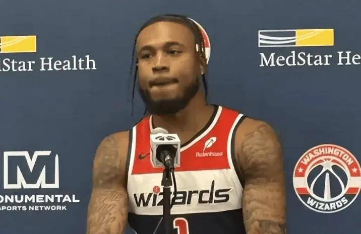 窗口期欧联传出新动向，深圳男篮门线救险，管理层表态：话题不断，赛季目标并未改变的简单介绍